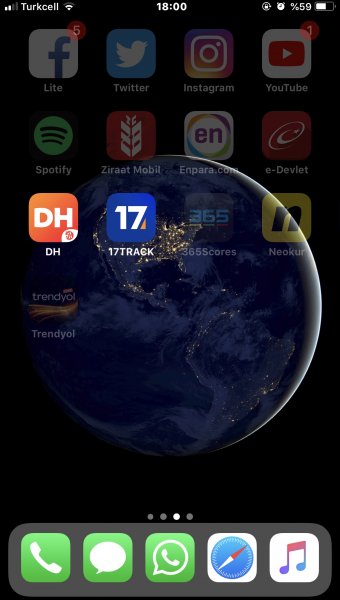 8233 8233